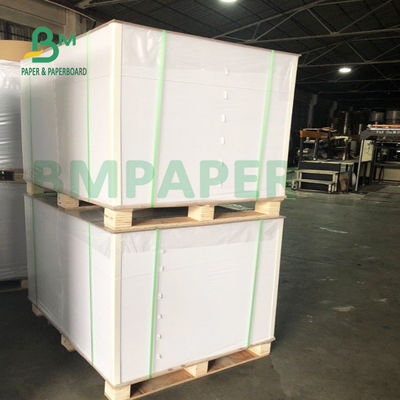 Lembar Kertas Sintetis Putih Mengkilap, Kertas Stiker PET Tahan Air Untuk Pencetakan