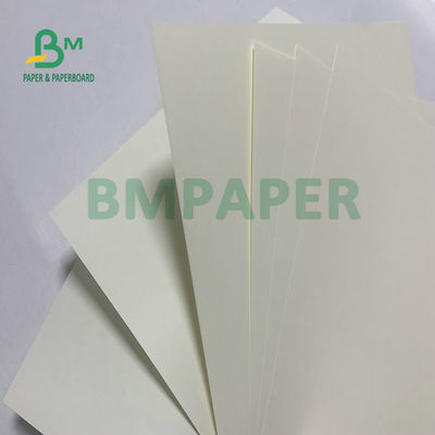 High Pulp Woodfree Uncoated Paper 50g 60g Permukaan Halus Warna Gading