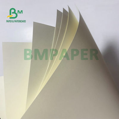Kertas Woodfree Kekuningan Tidak Dilapisi 60g 70g Untuk Pencetakan Offset