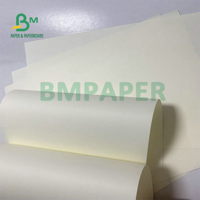 Kertas Woodfree Kekuningan Tidak Dilapisi 60g 70g Untuk Pencetakan Offset
