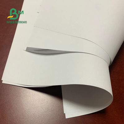 Gulungan Kertas Ikatan Putih Permukaan Halus Kecerahan Offset Tidak Dilapisi 60g 80g Untuk Notepad