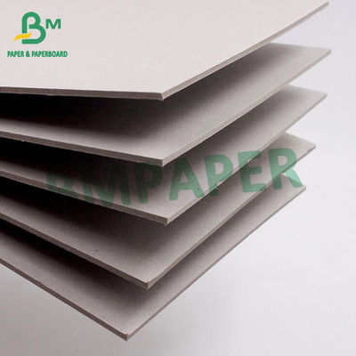 Papan Kertas Padat Abu-abu Daur Ulang 1.5mm 940gsm 700 X 1000mm Untuk Sampul Buku