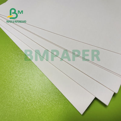 0.9mm 1.4mm Papan Kertas Tidak Dilapisi Untuk Penyerap Air Hotel 69 X 97cm