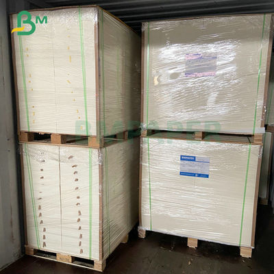 0.7mm 0.9mm Papan Kertas Tidak Dilapisi 692mm x 978mm Untuk Gelas Bir