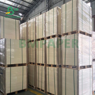 0.7mm Papan Kertas Tanpa Lapisan Penyerap Untuk Minum Coaster 79 X 109cm Putih Gading