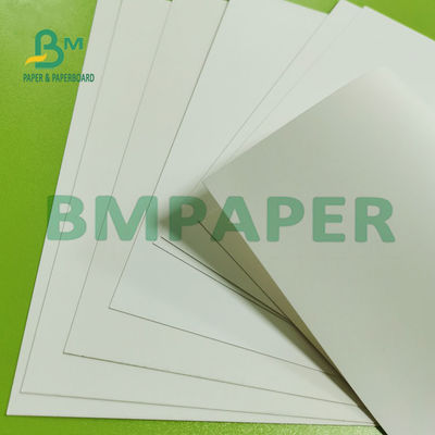 Kartu Putih Dikelantang Tebal Tinggi, Kertas Papan FBB Untuk Kemasan 300g 70 × 100cm