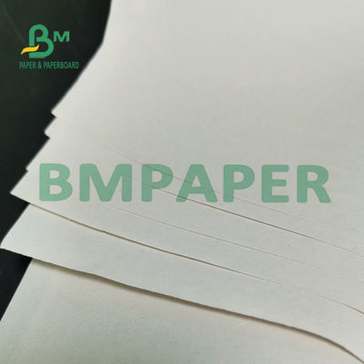 45g 48.8g Gulungan Kertas Koran Ringan Tidak Dilapisi Lebar 820mm