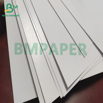 Kertas Stiker Perekat Putih Gloss Tinggi Dapat Dicetak Dengan Kekuatan Tarik Yang Sangat Baik