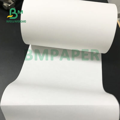 Gulungan Kertas Termal Putih Permukaan Halus 77gsm 80gsm Untuk Label Logistik