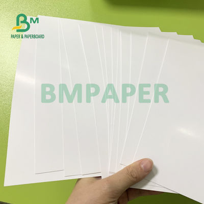 Sisi Ganda Dilapisi Kertas Penutup Mengkilap 250gsm 300gsm 70cm X 100cm