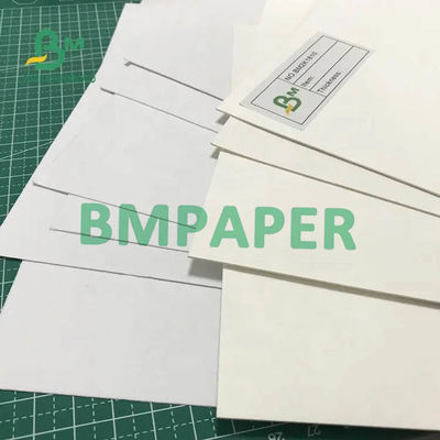 0.4MM 340G Kertas Blotter Penyerap Putih Massal Tinggi Dalam Lembaran 445MM 610MM 889MM