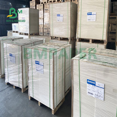 1.8mm Air Dan Kelembaban Menyerap White Cup Liner Board 700mm X 1000mm