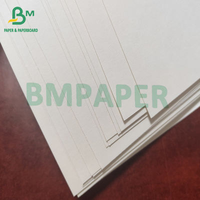 Kertas Kraft Karung Putih Dikelantang 80gsm Kekuatan Tinggi Untuk Tas OEM
