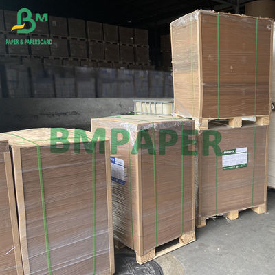 Lembaran Kertas Kraft Dark Brown Kekuatan Tinggi 80gsm 90gsm Untuk Tas Pengiriman