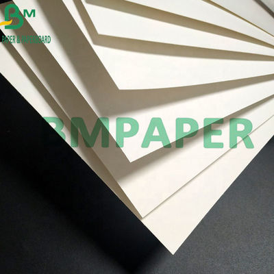 700 × 1000mm Papan Kotak Lipat Kekakuan Yang Sangat Baik Karton Putih Untuk Pengepakan