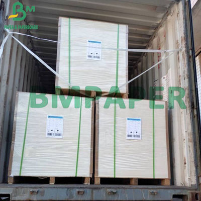 700 × 1000mm Papan Kotak Lipat Kekakuan Yang Sangat Baik Karton Putih Untuk Pengepakan