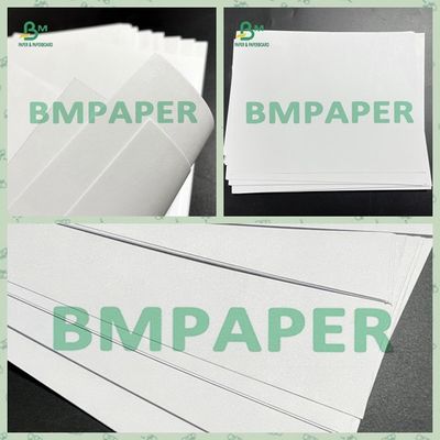 70 GSM Lembar Kertas Woodfree Putih Terang Tinggi Untuk Pencetakan Industri