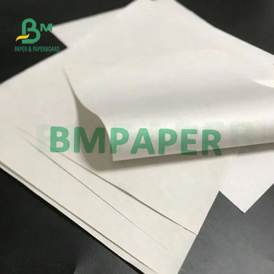 45gsm 48.8gsm Gulungan Kertas Koran 650mm 860mm Dengan 500 Lembar Per Rim