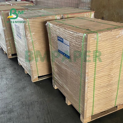 Kertas Putih C2S Gloss Tinggi 200GSM Untuk Permukaan Seragam Majalah 24'' x 36''
