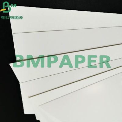 Kekakuan Tinggi Satu Sisi Dilapisi Kualitas makanan Bleached Wrapping Board Untuk Packing