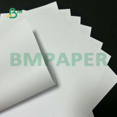 Format Lebar Kertas Woodfree Tidak Dilapisi 55gsm 60gsm 65gsm Untuk Pencetakan Teks Sekolah