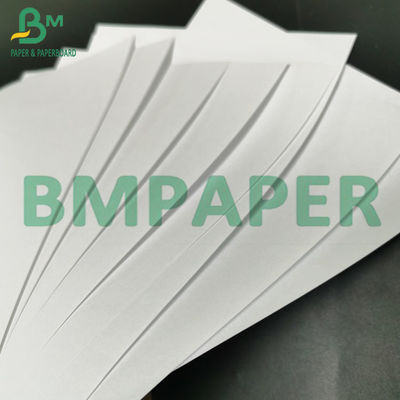 60 gram 70 gram Kertas Woodfree Tidak Dilapisi 31 * 43 inci Warna Krim Gading Kertas Offset Besar Besar