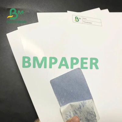 Papan Kertas Gloss 300gsm 350gsm Untuk Kartu Poker Inti Biru / Inti Hitam Anti Perspektif