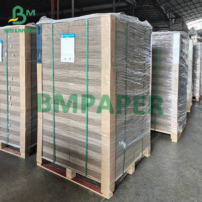Papan Karton Kertas Dupleks OEM Satu Sisi Abu-abu Satu Sisi Dilapisi Lembaran Putih 200 - 450gsm