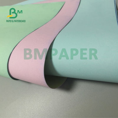 50gm 3 Lapisan Lembar Kertas NCR Tanpa Karbon Untuk Pencetakan Komersial 70 X 100CM