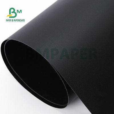 150gm 200gm Black Kraft Paper Board Untuk Pengemasan Hadiah 70 x 100cm Ketahanan yang Baik