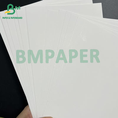 Stabilitas cetak yang baik 250gm Kotak Kardus Putih Untuk Kosmetik