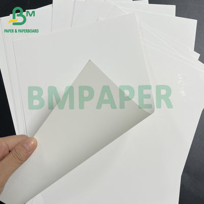 Stabilitas cetak yang baik 250gm Kotak Kardus Putih Untuk Kosmetik
