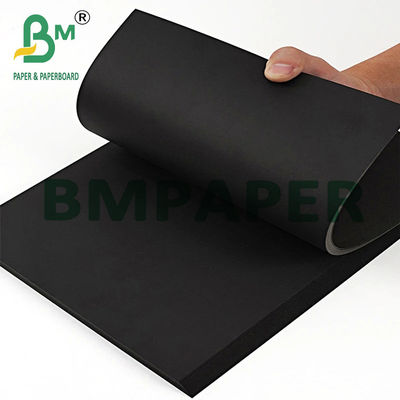 160gm 180gm 11&quot; x 17&quot; Tahan Lipat Black Color Chipboard Untuk Sampul Buku
