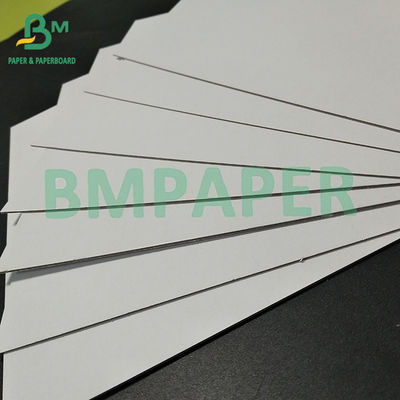 CCWB Lapisan Duplex Board Dengan 70% PWC Daur Ulang Putih Belakang Putih Ganda Dengan Abu-abu Di Tengah