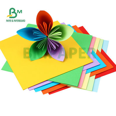 230gm Multi-warna papan kertas Binding Cover Tinggi kekakuan 22 &quot;x 28&quot;