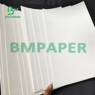 Warna Putih 100gm 105gm Kapasitas Penyerap Air Kertas Perawan Untuk Coaster