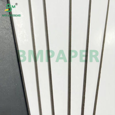 Pencernaan tinta yang baik 1mm Core abu-abu kedua sisi Kardus putih permukaan matte