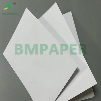 Kehalusan yang sangat baik 100Gram 120Gram Uncoated Woodfree Paper Untuk Offset Printing 71cm Roll