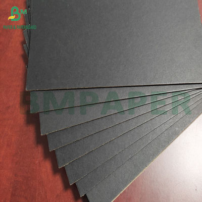 Lembar Kardus Laminasi Hitam yang kokoh 1mm 1,2mm untuk pemisah