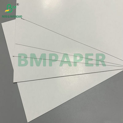 310gsm Opacitas Tinggi Kardus Inti Hitam Untuk Kartu Main High-End