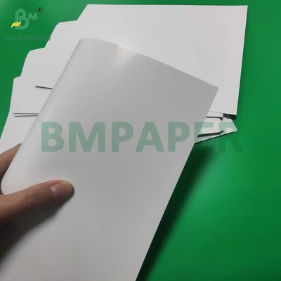 100lb 270GSM C2S Gloss Cover Untuk Majalah 12' x 18' Superior Gambar Asam Bebas