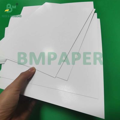 100lb 270GSM C2S Gloss Cover Untuk Majalah 12' x 18' Superior Gambar Asam Bebas
