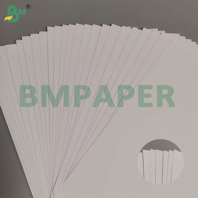90g kertas ofset tanpa kayu tanpa lapisan dengan keputihan tinggi 70 * 100cm