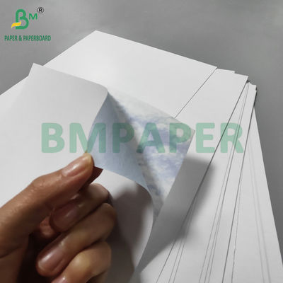 280g 300g C2S Lapisan Kartu Mainan Kertas Biru Inti 71 x 65cm Fleksibilitas yang baik