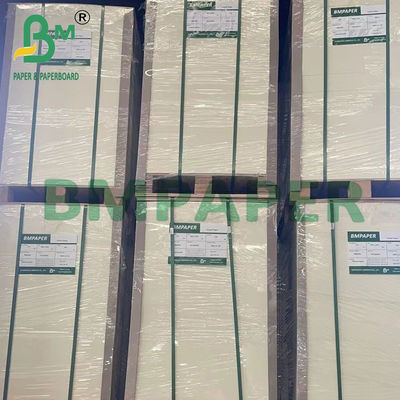 180g Putih Tidak dilapisi Woodfree Paper Cream Cardboard Dengan permukaan halus 70 * 100cm