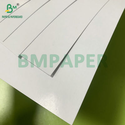 Kecerahan halus 310gm 320g Opacitas tinggi Core Hitam Bermain Poker Paper