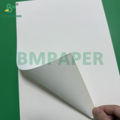 75g 65g High Bulk Woodfree Offset Printing Paper Putih alami 61x86cm