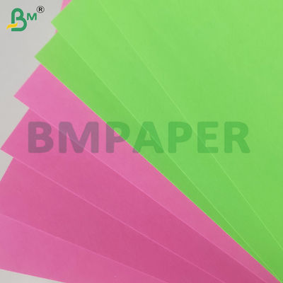 180gm Lembar kertas berwarna kekakuan tinggi untuk kartu dan tas belanja