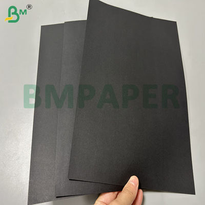 200 gram 250 gram kertas karton warna hitam merah tak berlapis untuk kotak paket 61 x 86cm