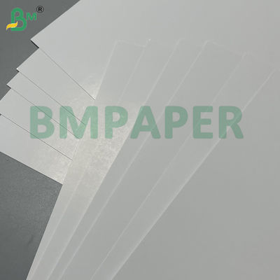 Kertas Poker Berwarna Biru Halus Tahan Lama Ramah Lingkungan 300g-330g Untuk Pembuatan Kartu Remi